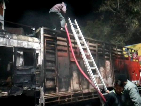 Two policemen killed in accident in Hardoi, Uttar Pradesh Two policemen killed in accident in Hardoi, Uttar Pradesh