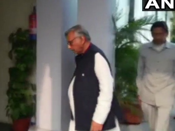 मणिशंकर अय्यर ने अपनी मुलाकात पर चुप्पी साध ली है