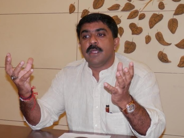 नॉर्थ इंडियन धरती के गए-गुजरे लोग