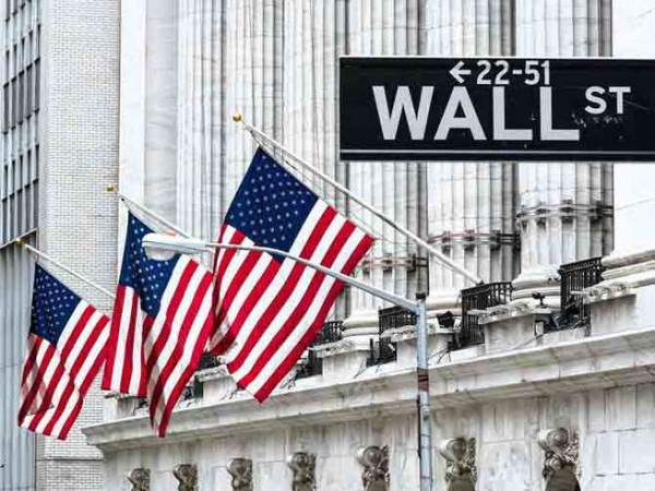 World's Richest People Lose $68.5 Billion in Stock Selloff World's Richest People Lose $68.5 Billion in Stock Selloff