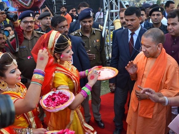 मैं हिन्दू हूं, मुझे भी धार्मिक स्वतंत्रता का अधिकार