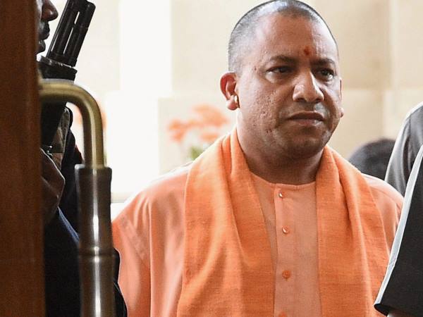 ठीक एक हफ्ते पहले मायवती ने खोल पत्ते