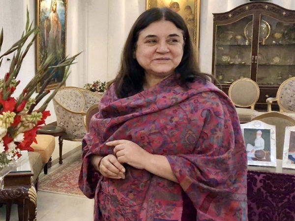 जब जब्त किया गया था मेनका गांधी का पासपोर्ट