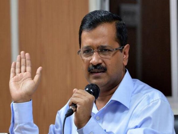 राशन कार्ड पर सियासी घमासान, अरविंद केजरीवाल ने PMO को घेरा राशन कार्ड पर सियासी घमासान, अरविंद केजरीवाल ने PMO को घेरा