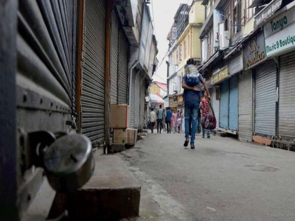 major markets in Delhi to remain shut today oppose sealing major markets in Delhi to remain shut today oppose sealing
