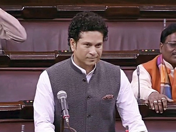 कुपवाड़ा के स्कूल के लिए की मदद
