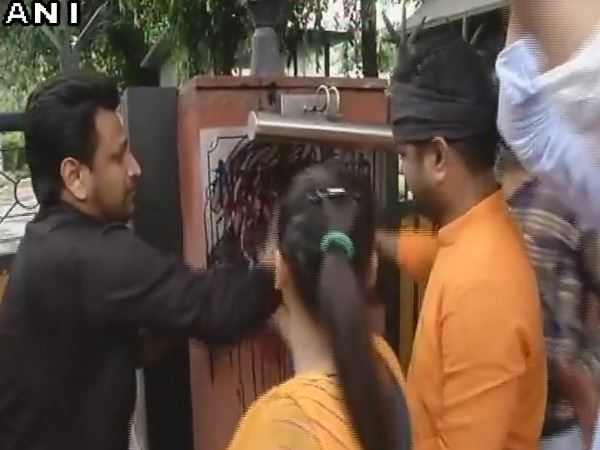 नरेश अग्रवाल पर भाजपा नेता ने रखा था 1 लाख का इनाम