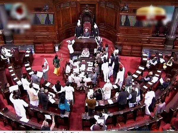 सबसे ज्यादा 10 सीटें उत्तर प्रदेश से खाली हुई हैं