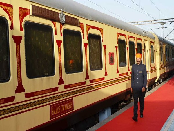 इन ट्रेनों की लोकप्रियता में आई कमी