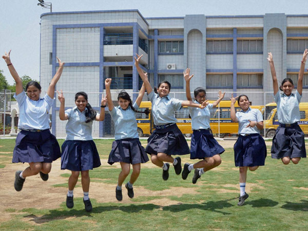 हिमाचल और छत्तीसगढ़ की हालत दयनीय