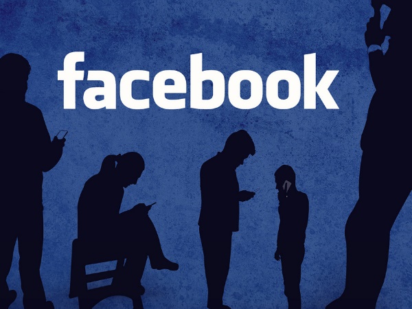 सोशल मीडिया पर ट्रेंड किया #DeleteFacebook