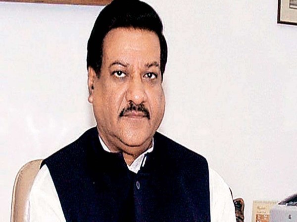 prithviraj chavan allegation against maharashtra government over data leak prithviraj chavan allegation against maharashtra government over data leak