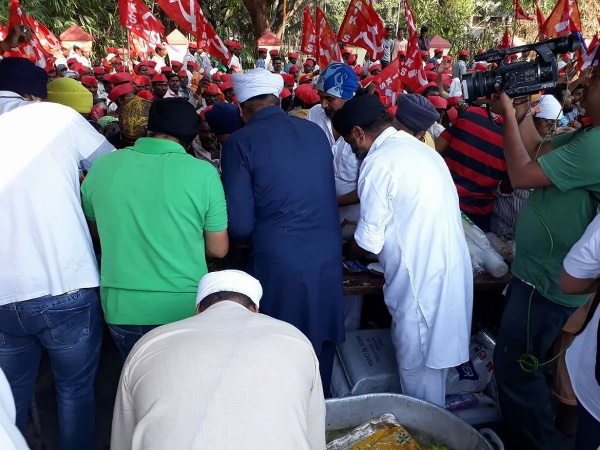 लोगों ने खुले दिल से किया समर्थन