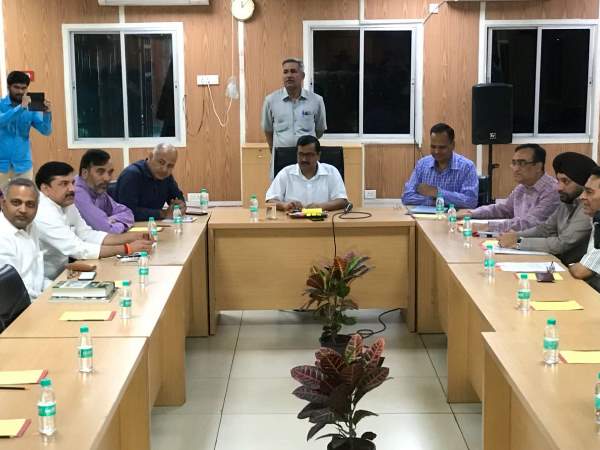 संसद में उठाएंगे सीलिंग का मुद्दा