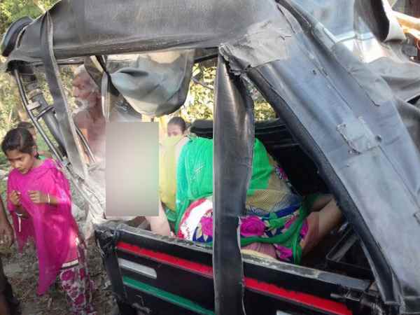 Eight killed in horrific road accident in Bihar Eight killed in horrific road accident in Bihar