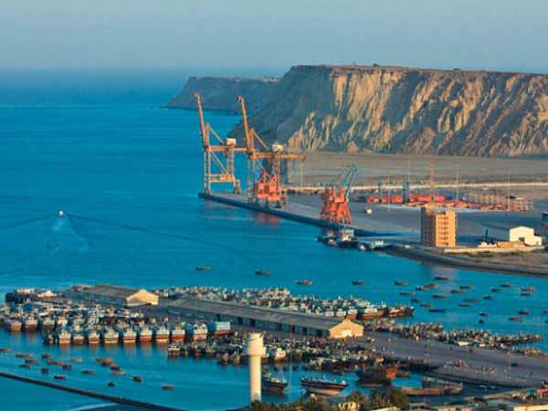 CPEC मे रूस को शामिल कर बड़ा दांव खेलने की तैयारी में पाक CPEC मे रूस को शामिल कर बड़ा दांव खेलने की तैयारी में पाक