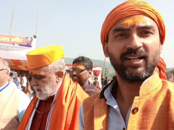 मैं इस एफआईआर को कूड़े में फेंकता हूं