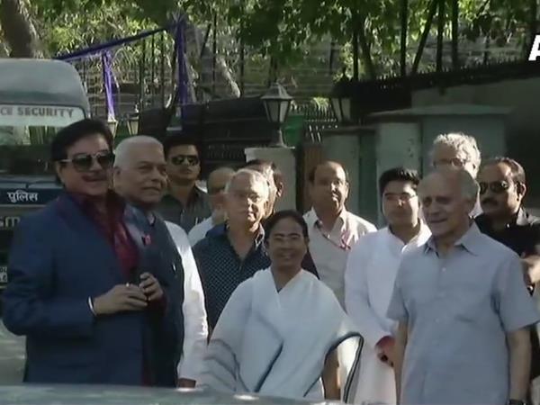 ममता से की मुलाकात