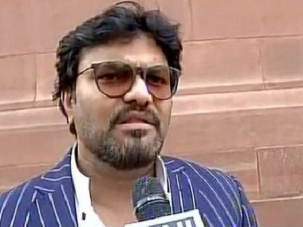 तलवार लेकर जुलूस निकालने पर भड़की हिंसा