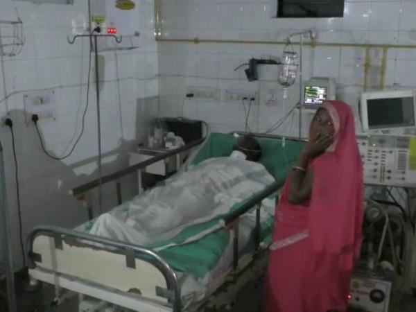 दोस्त की गैरमौजूदगी में किया कांड