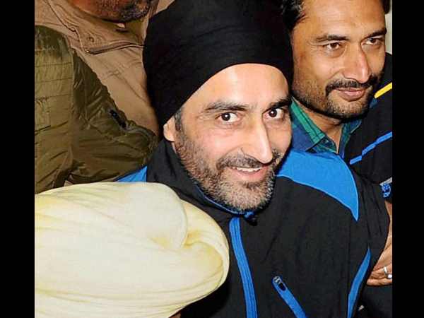 सीएम बेअंत सिंह की हत्या में दोषी जगतार सिंह तारा को उम्रकैद सीएम बेअंत सिंह की हत्या में दोषी जगतार सिंह तारा को उम्रकैद