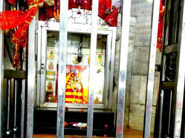 देवी मां से खफा हुआ भक्त