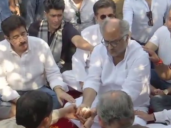 बोनी के साथ 22 लोग हरिद्वार पहुंचे