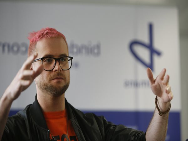 कांग्रेस भी थी Cambridge Analytica की क्लाइंट, व्हिसल ब्लोअर ने किया दावा कांग्रेस भी थी Cambridge Analytica की क्लाइंट, व्हिसल ब्लोअर ने किया दावा