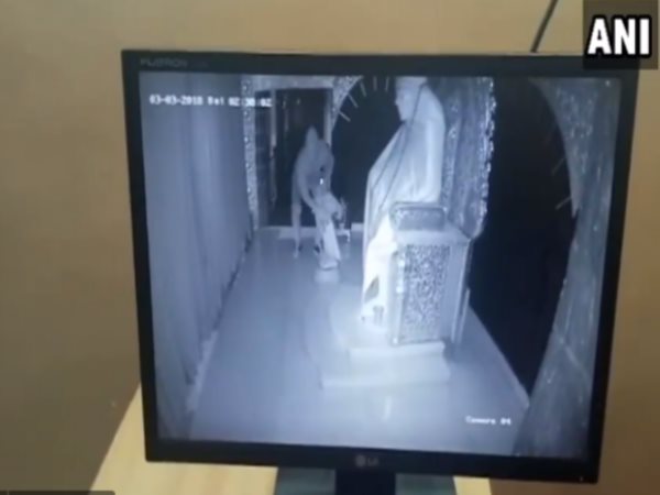 VIDEO, Hauz Khas Sai Mandir, Delhi, sai mandir, cctv, VIDEO, Hauz Khas Sai Mandir, Delhi, sai mandir, cctv,