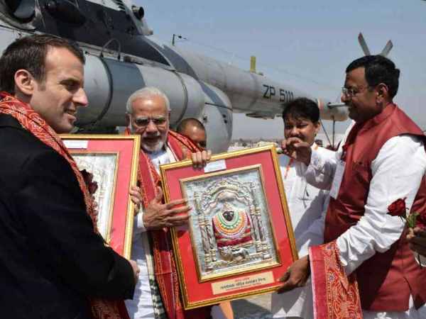 President Emmanuel Macron astonished after seeing pic of deity President Emmanuel Macron astonished after seeing pic of deity