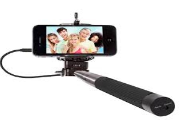 Delhi man dies of accidental gunshot while clicking selfies Delhi man dies of accidental gunshot while clicking selfies
