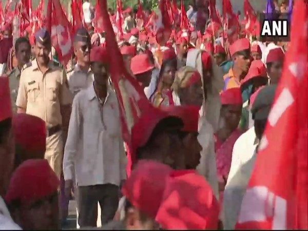 सरकार की योजना से खुश नहीं है किसान