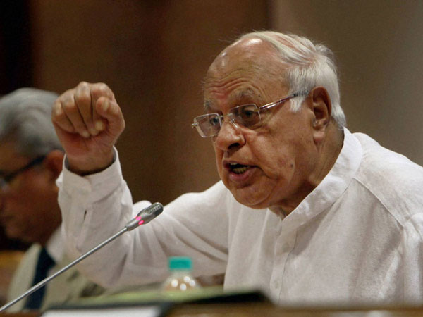 Farooq Abdullah gets emotional sings bhajan ram attactment Farooq Abdullah gets emotional sings bhajan ram attactment