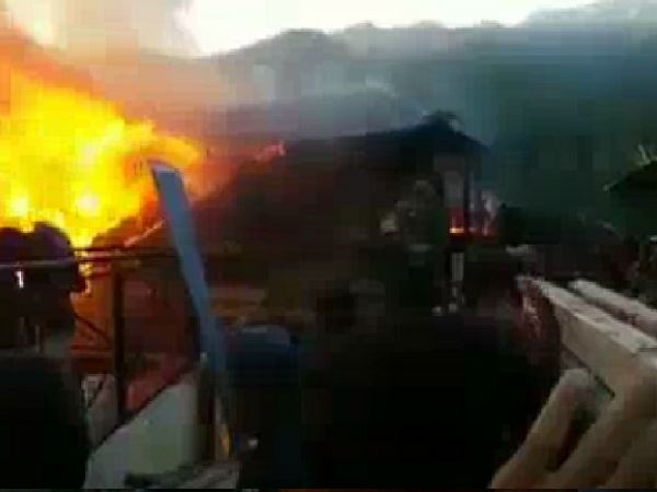 Houses caught fire in Chaupal area of Shimla Houses caught fire in Chaupal area of Shimla