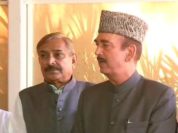 पीएम कालाधन तो नहीं लाए, सफेद धन जरूर बाहर भेज दिया: गुलाम नबी आजाद पीएम कालाधन तो नहीं लाए, सफेद धन जरूर बाहर भेज दिया: गुलाम नबी आजाद