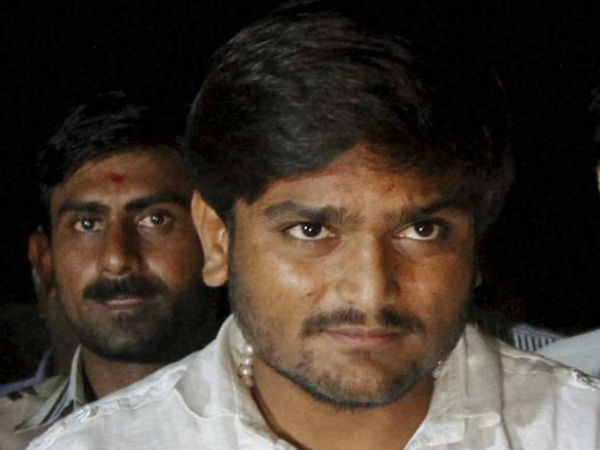हार्दिक बोले जो उखाड़ना है उखड़ लो
