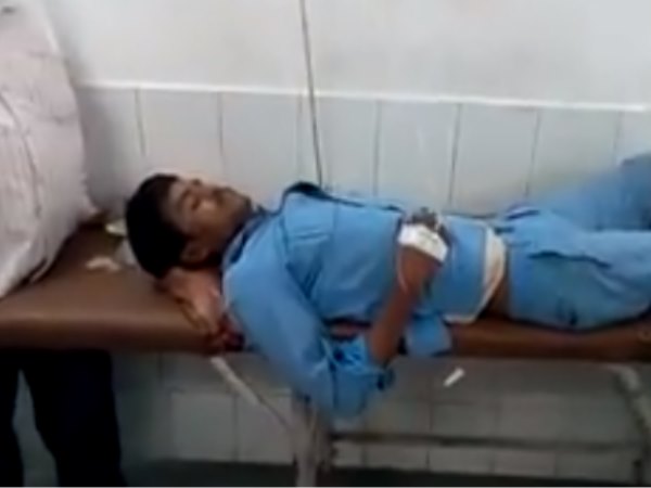 स्कूल बस में क्लीनर है मरीज