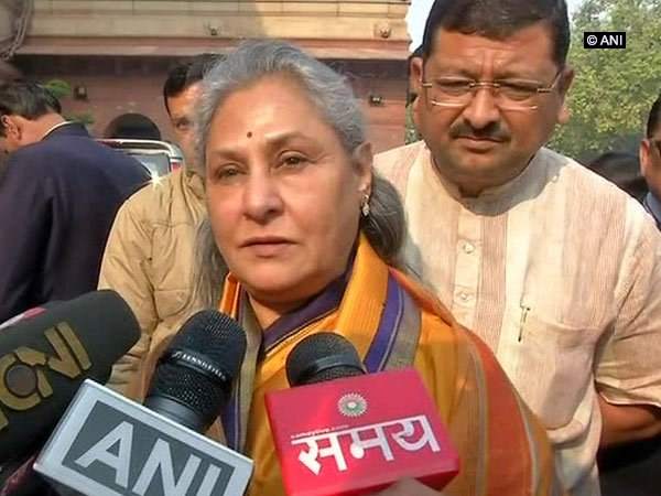 संसद में लगातार लेती रही बहसों में हिस्सा