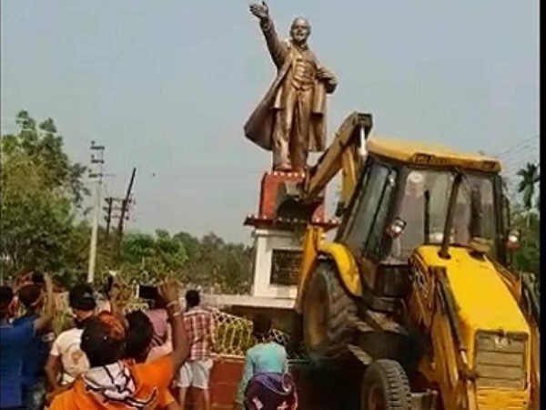 विपक्ष ने साधा भाजपा पर निशाना