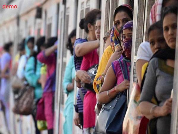 pune on the special occasion of women's day 30 news busses will be introduced pune on the special occasion of women's day 30 news busses will be introduced
