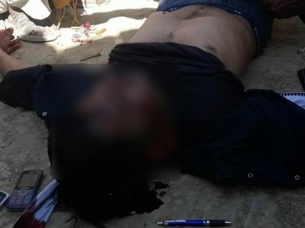 Two goons killed in encounter with villagers in Kasganj Two goons killed in encounter with villagers in Kasganj