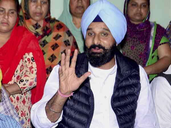 पंजाब में काफी प्रभावशाली हैं मजीठिया