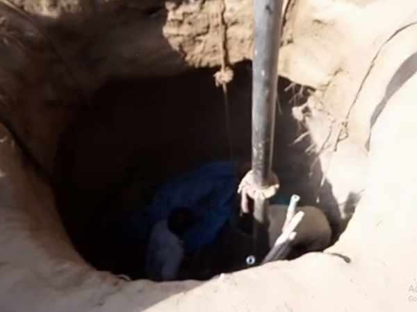 Two brothers died in 25 feet deep borewell in mathura Two brothers died in 25 feet deep borewell in mathura