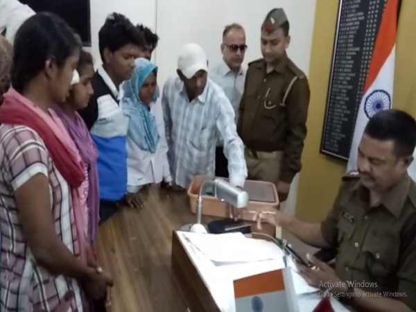 boy attacked girl cut nose in meerut boy attacked girl cut nose in meerut