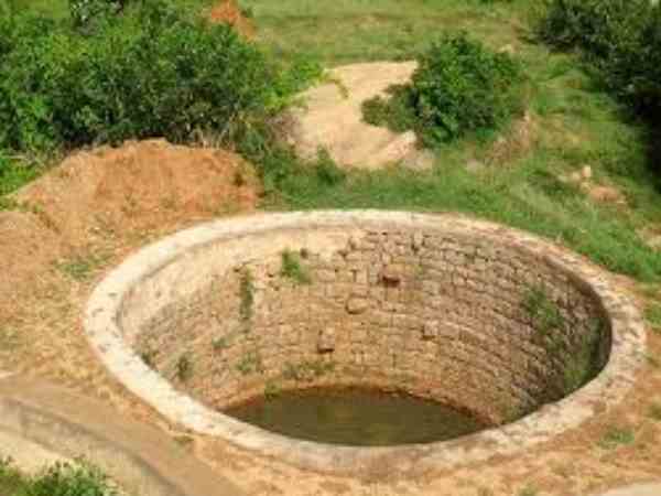 kavita went to attend Holi Milan Samaroh, found dead in well in Mirzapur kavita went to attend Holi Milan Samaroh, found dead in well in Mirzapur