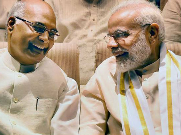राष्ट्रपति और पीएम ने दी देशवासियों को होली की बधाई राष्ट्रपति और पीएम ने दी देशवासियों को होली की बधाई