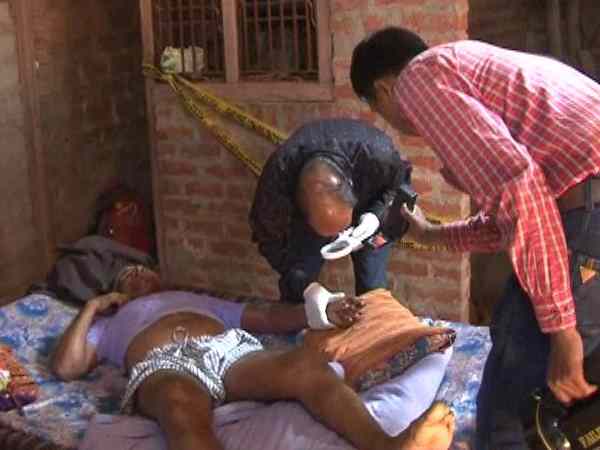 Police busted the case of Wife husband murder, two arrested Police busted the case of Wife husband murder, two arrested