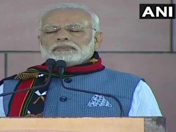 जब अजान के लिए प्रधानमंत्री नरेंद्र मोदी ने कुछ देर के लिए रोक दिया भाषण जब अजान के लिए प्रधानमंत्री नरेंद्र मोदी ने कुछ देर के लिए रोक दिया भाषण