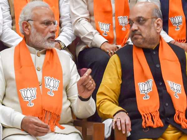 हम उनके साथ क्यों जाएं?