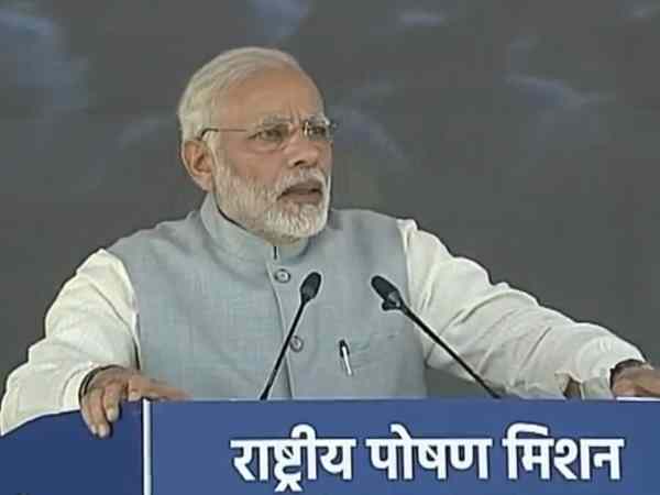 International Women's Day पर पीएम मोदी की अपील, कहा- बेटी बचाओ बेटी पढ़ाओ अभियान को लेकर जन आंदोलन बनाएं International Women's Day पर पीएम मोदी की अपील, कहा- बेटी बचाओ बेटी पढ़ाओ अभियान को लेकर जन आंदोलन बनाएं